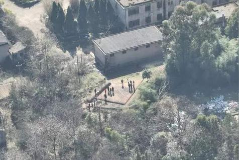官方回应发现胡鑫宇通报只写金鸡山